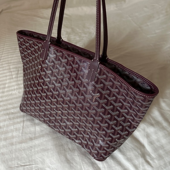 Goyard St. Louis PM Tote Bag, Burgundy, New in Dustbag